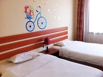 Penglai Yi Jia Express Hotel Eksteriør bilde