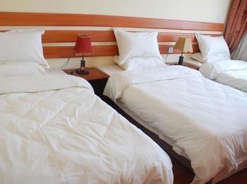 Penglai Yi Jia Express Hotel Eksteriør bilde