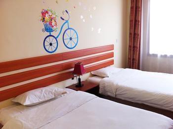 Penglai Yi Jia Express Hotel Eksteriør bilde